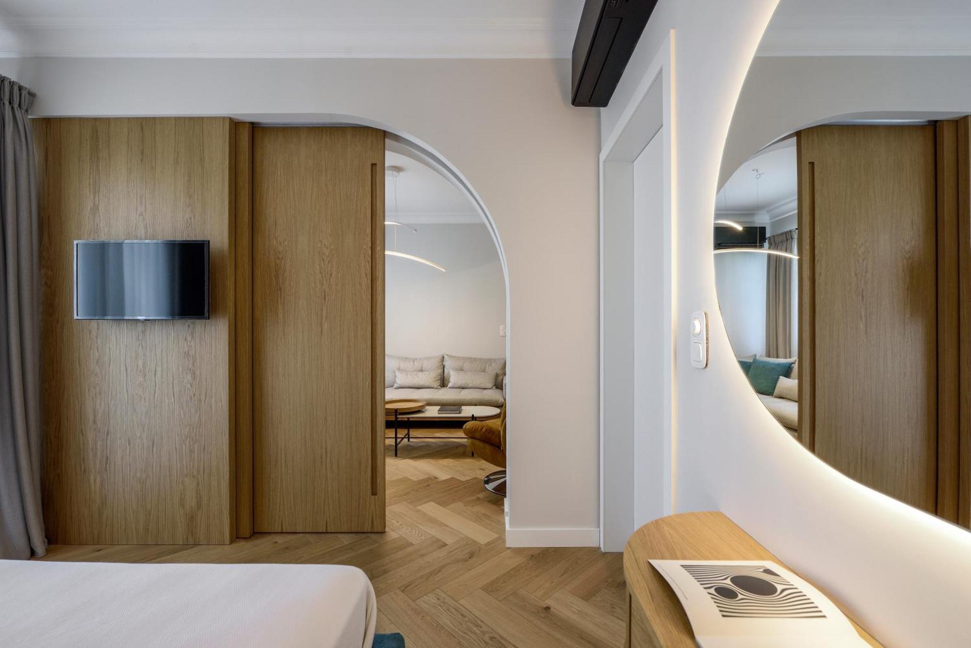 Queen Apartment Thessaloniki By Luxlikehome Selanik Dış mekan fotoğraf
